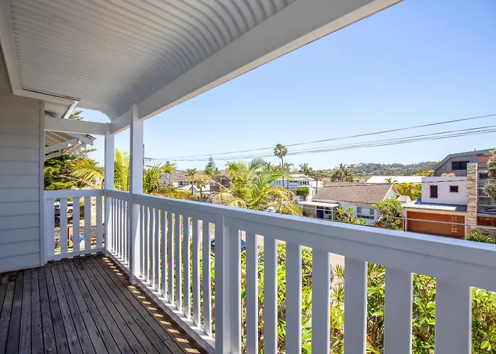 Seaside Apartment, 100M To Beach