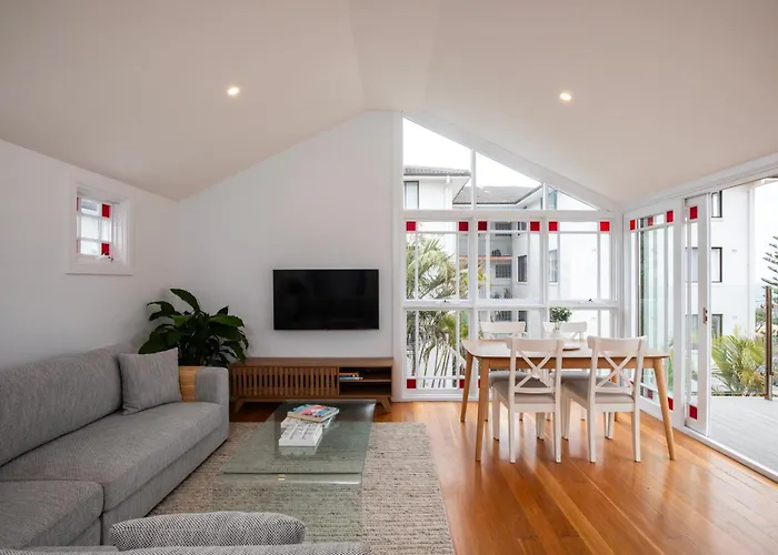 Seaside Apartment, 100M To Beach